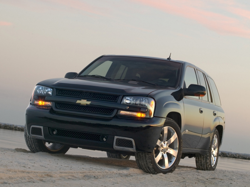 Авто обои Chevrolet TrailBlazer 2009