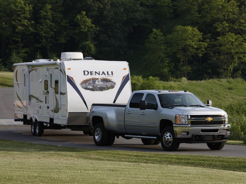 Авто обои Chevrolet Silverado Crew Cab Pickup 2010