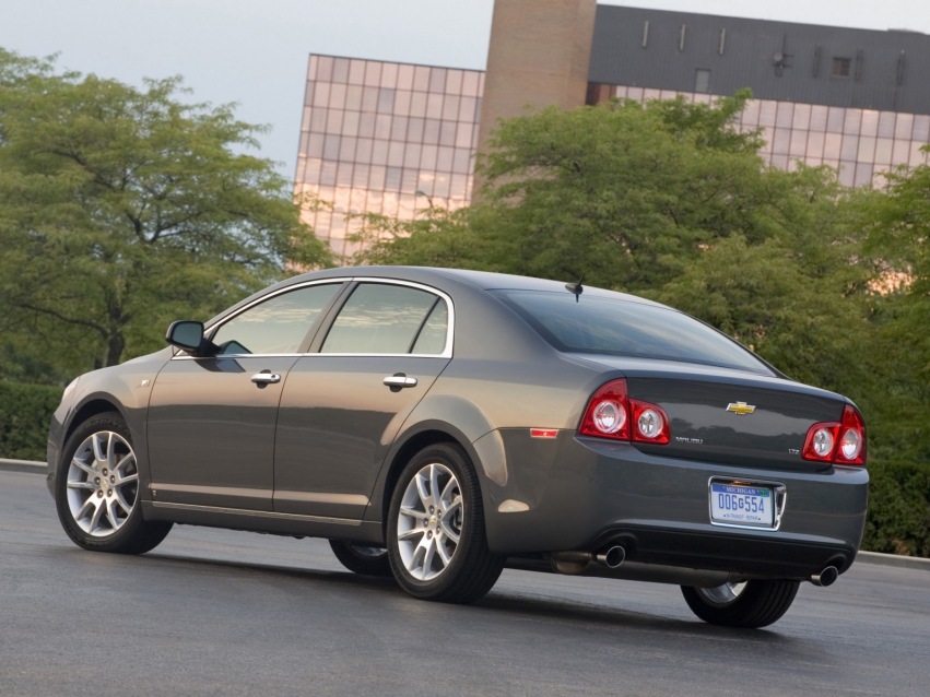 Авто обои Chevrolet Malibu Sedan 2009-2011