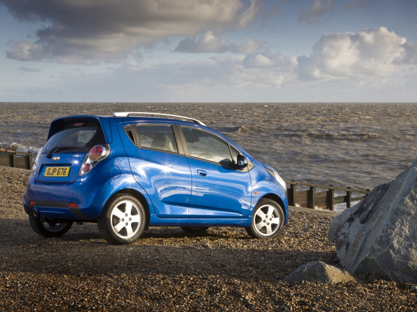 Авто обои Chevrolet Spark Hatchback 2010