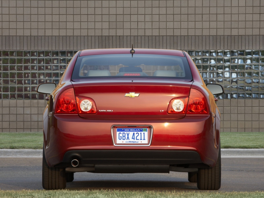 Авто обои Chevrolet Malibu Sedan 2009-2011