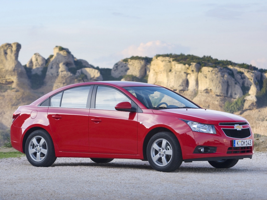 Авто обои Chevrolet Cruze Sedan 2010