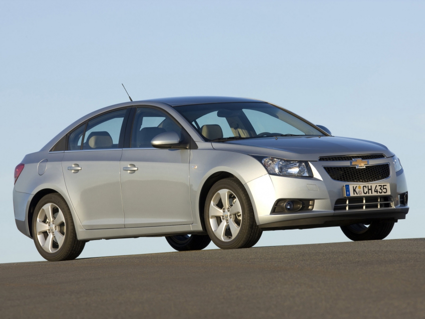 Авто обои Chevrolet Cruze Sedan 2010