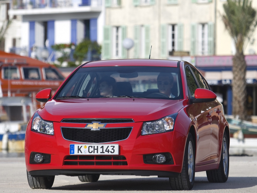 Авто обои Chevrolet Cruze Sedan 2010