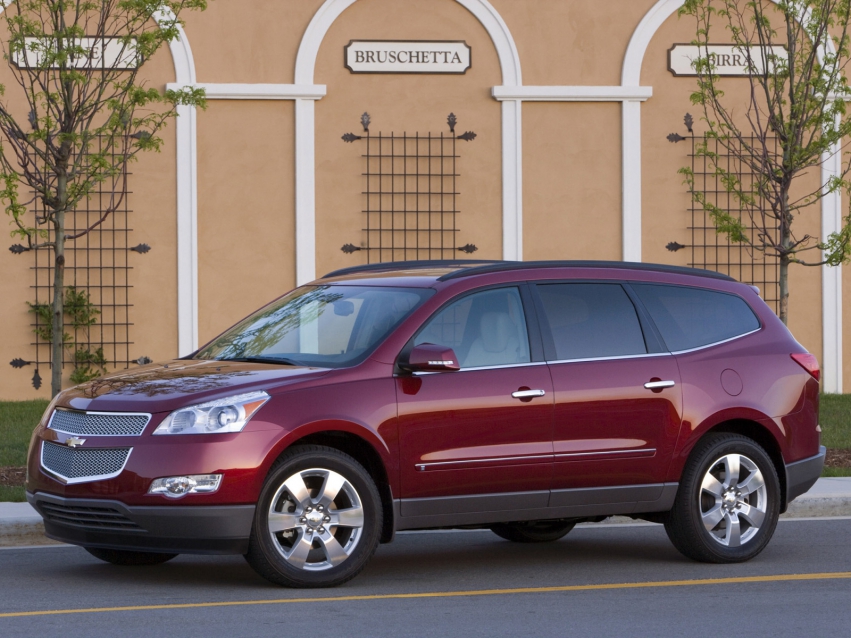 Авто обои Chevrolet Traverse 2009