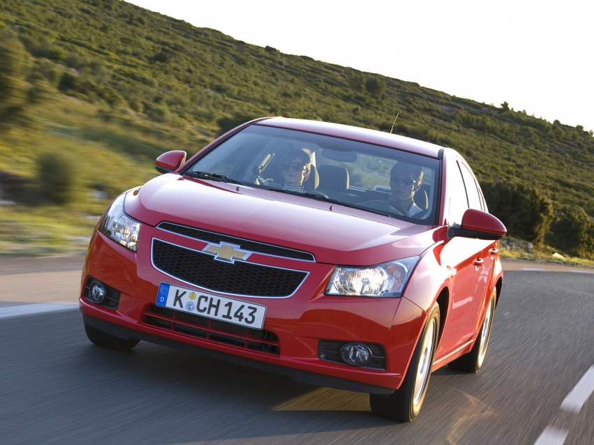 Авто обои Chevrolet Cruze Sedan 2010