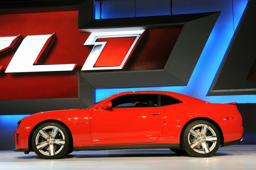 Авто обои Chevrolet Camaro zl1 2012