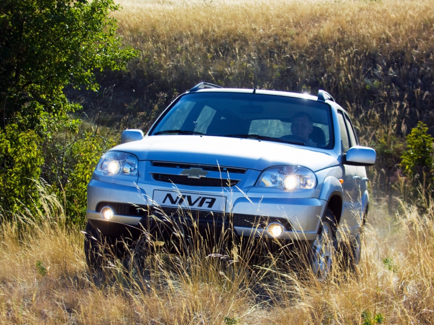 Авто обои Chevrolet Niva 2009-2011