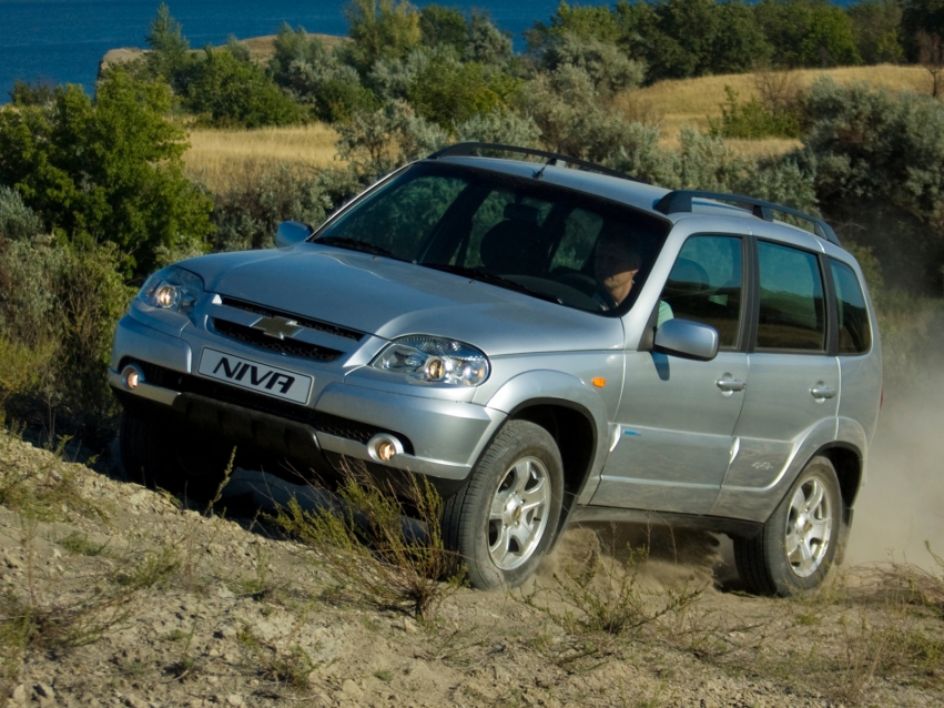 Авто обои Chevrolet Niva 2009-2011