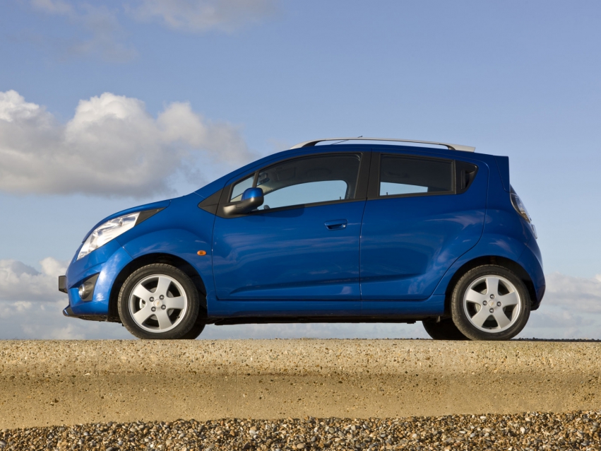 Авто обои Chevrolet Spark Hatchback 2010