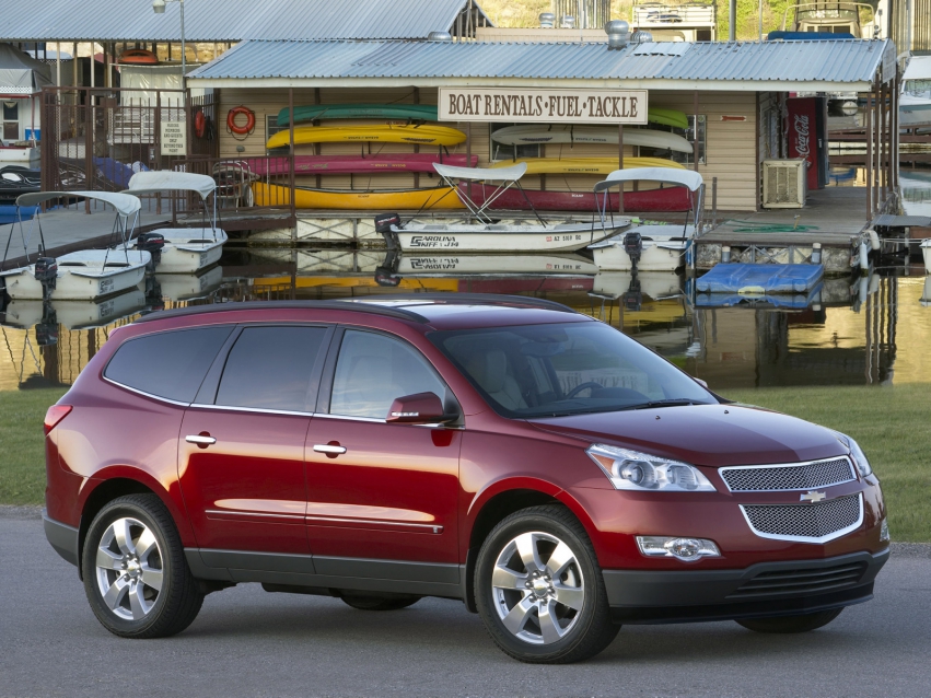 Авто обои Chevrolet Traverse 2009