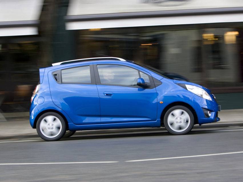 Авто обои Chevrolet Spark Hatchback 2010