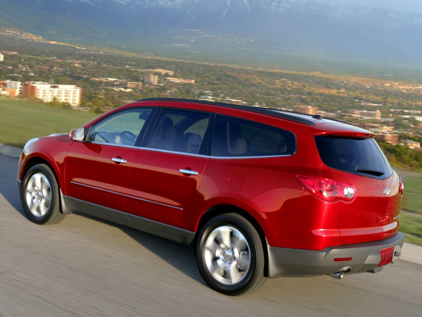 Авто обои Chevrolet Traverse 2009