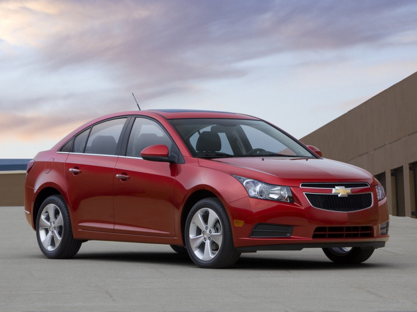 Авто обои Chevrolet Cruze Sedan 2010