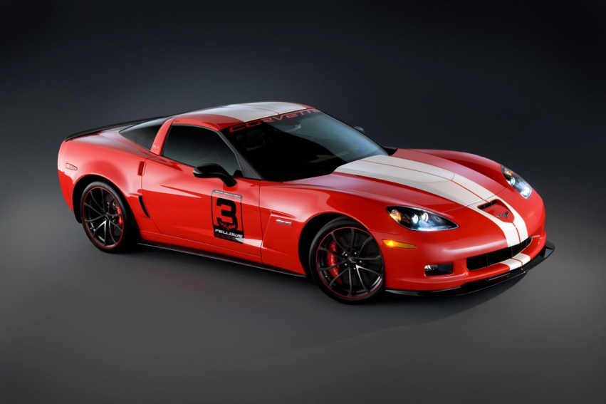 Авто обои Chevrolet Camaro 1le , Corvette 2012