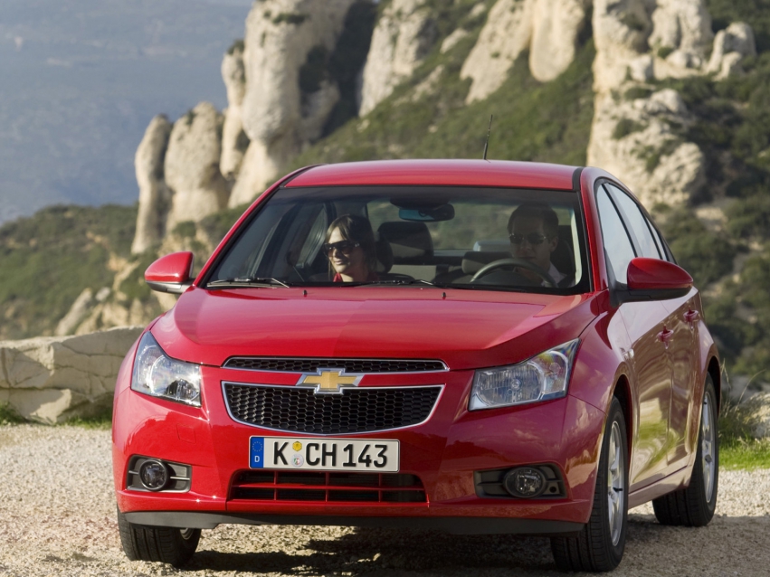 Авто обои Chevrolet Cruze Sedan 2010