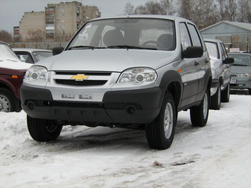 Авто обои Chevrolet Niva 2009-2011