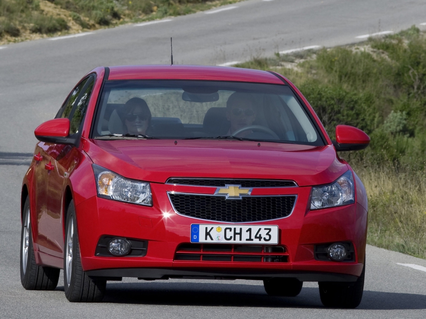 Авто обои Chevrolet Cruze Sedan 2010