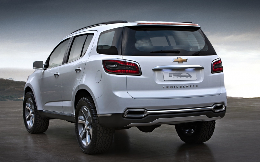 Авто обои Chevrolet Trailblaz 2013