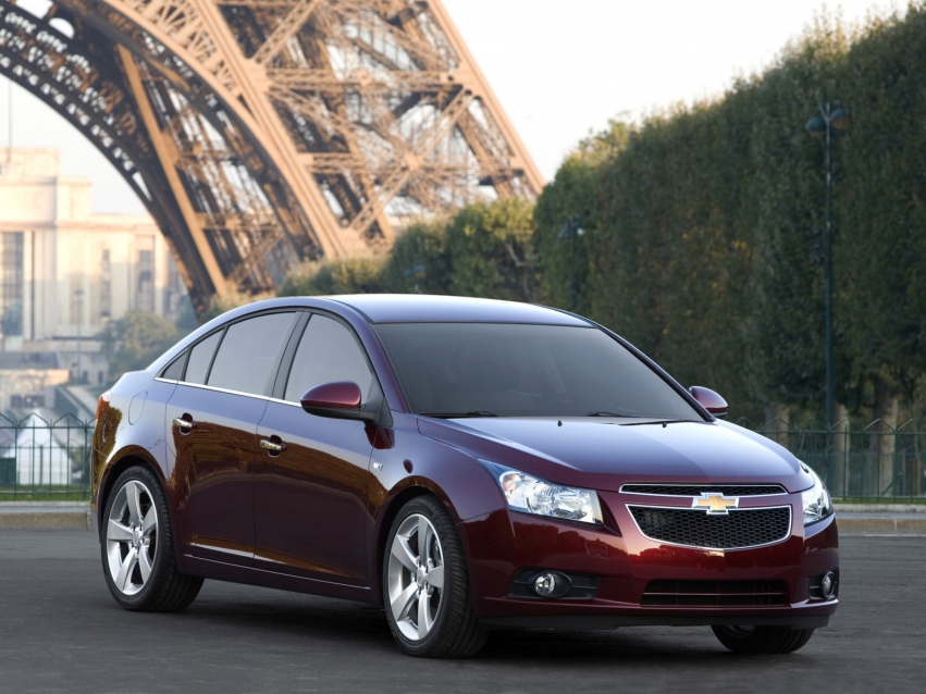 Авто обои Chevrolet Cruze Sedan 2010