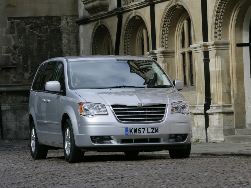 Авто обои Chrysler Grand Voyager Minivan 2009-2011