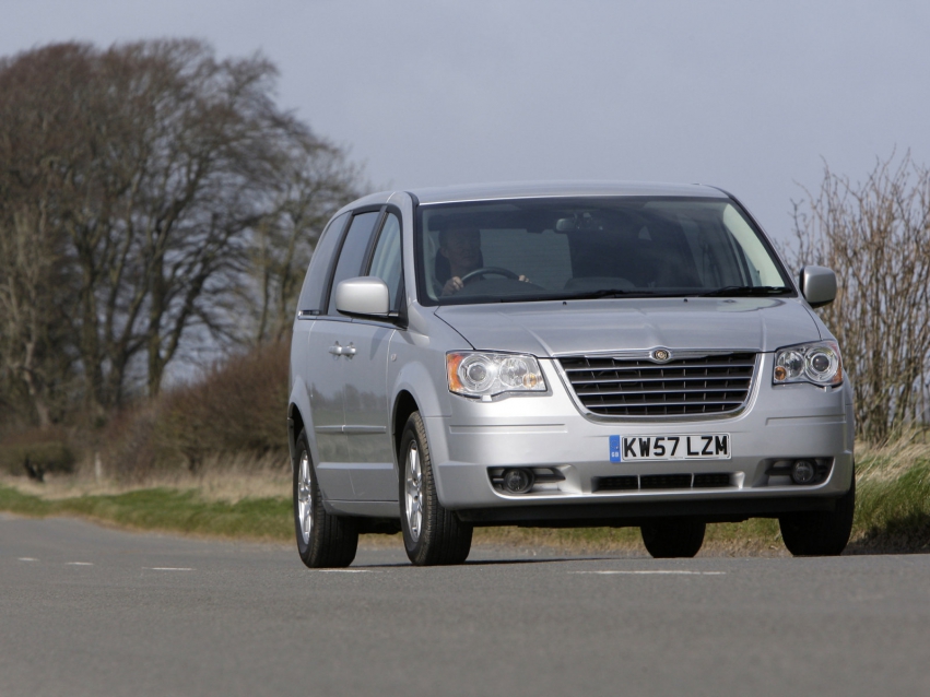 Авто обои Chrysler Grand Voyager Minivan 2009-2011