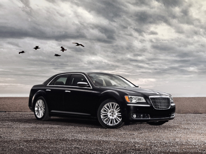 Авто обои Chrysler 300 Sedan 2011