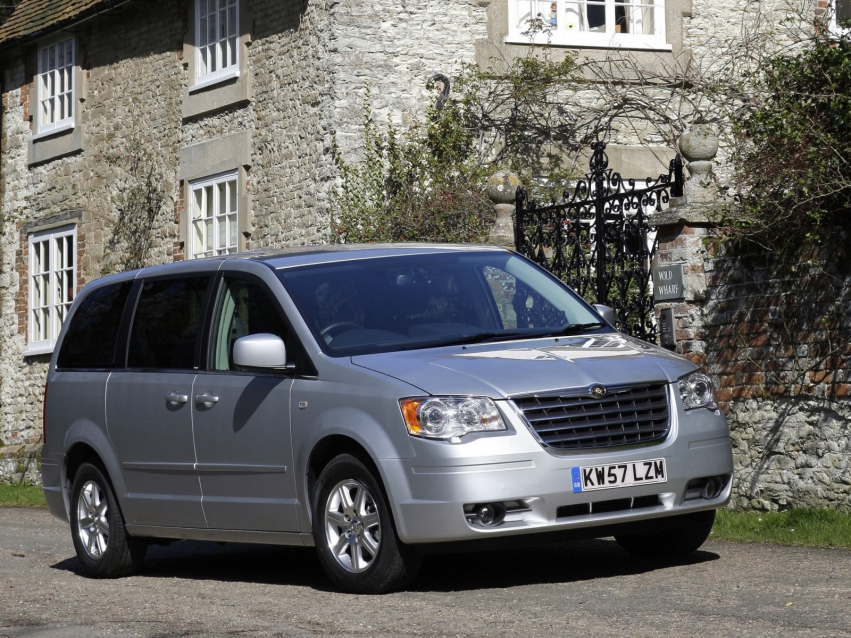 Авто обои Chrysler Grand Voyager Minivan 2009-2011