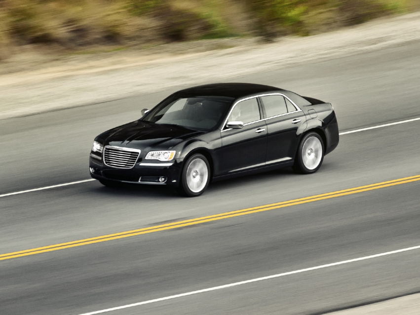 Авто обои Chrysler 300 Sedan 2011