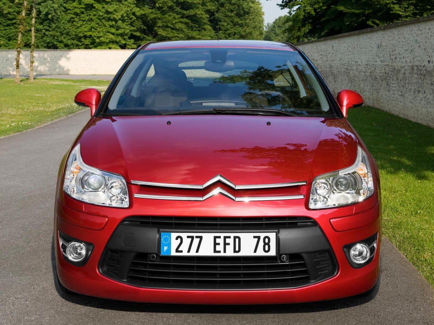 Авто обои Citroen C4 Hatchback 2008-2011