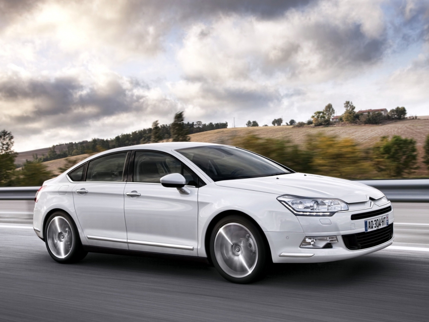 Авто обои Citroen C5 Sedan 2011