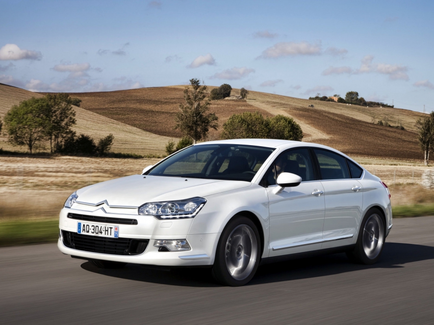 Авто обои Citroen C5 Sedan 2011