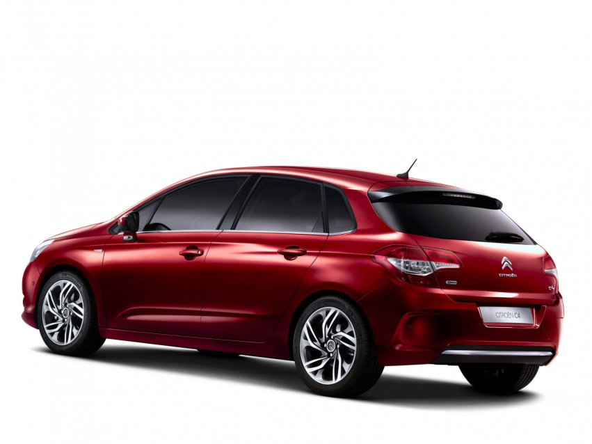 Авто обои Citroen C4 Hatchback 2010