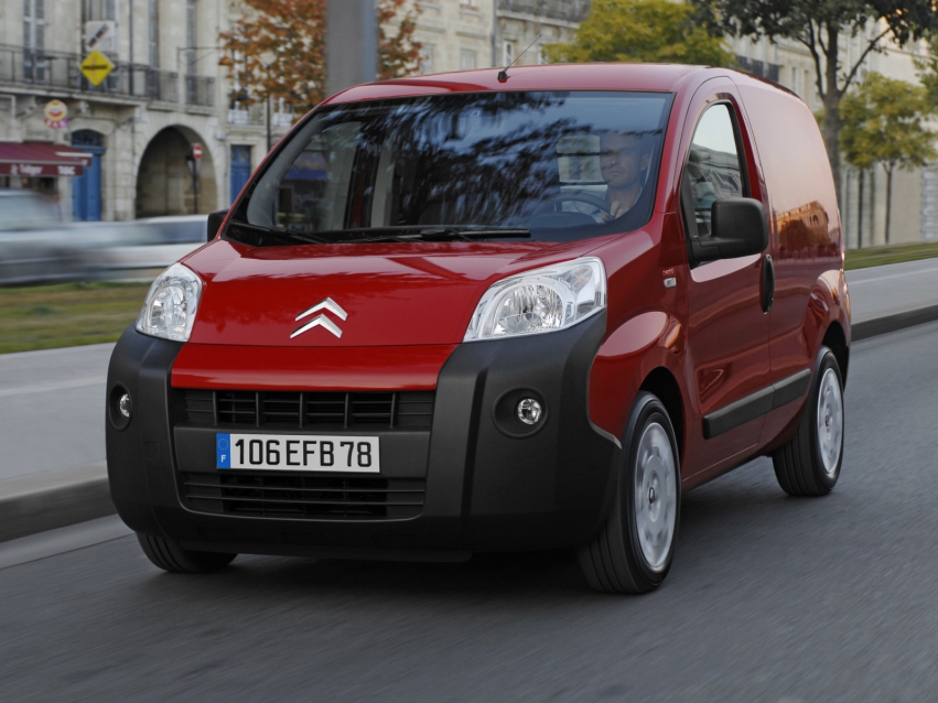 Авто обои Citroen Nemo 2007-2011