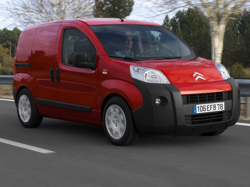 Авто обои Citroen Nemo 2007-2011