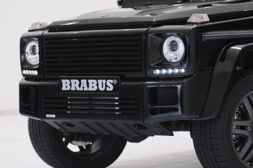 Авто обои Mercedes-Benz BRABUS G V12 S Biturbo