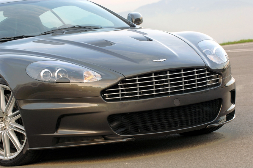 Авто обои Aston Martin Aston Martin DBS from Quantum of Solace Автомобиль бонда