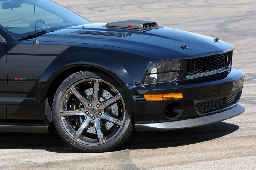 Авто обои Ford Saleen Dark Horse Mustang 2009