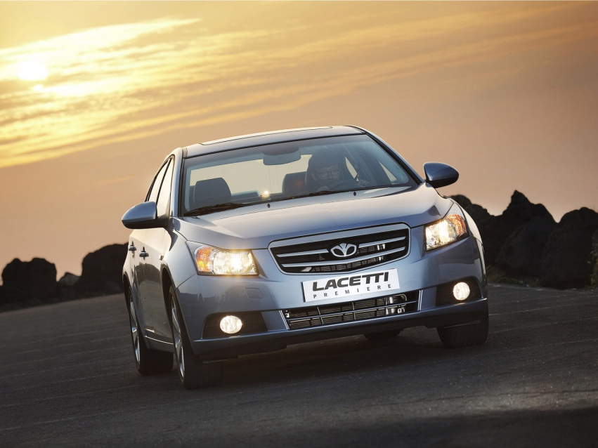 Авто обои Daewoo Lacetti Hatchback 2010