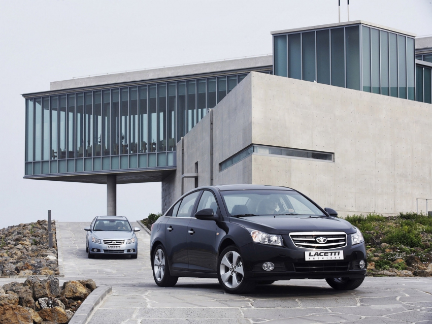 Авто обои Daewoo Lacetti Hatchback 2010