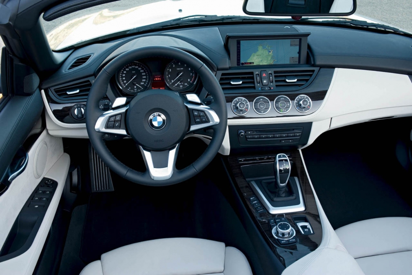 Авто обои BMW BMW Z4 2010