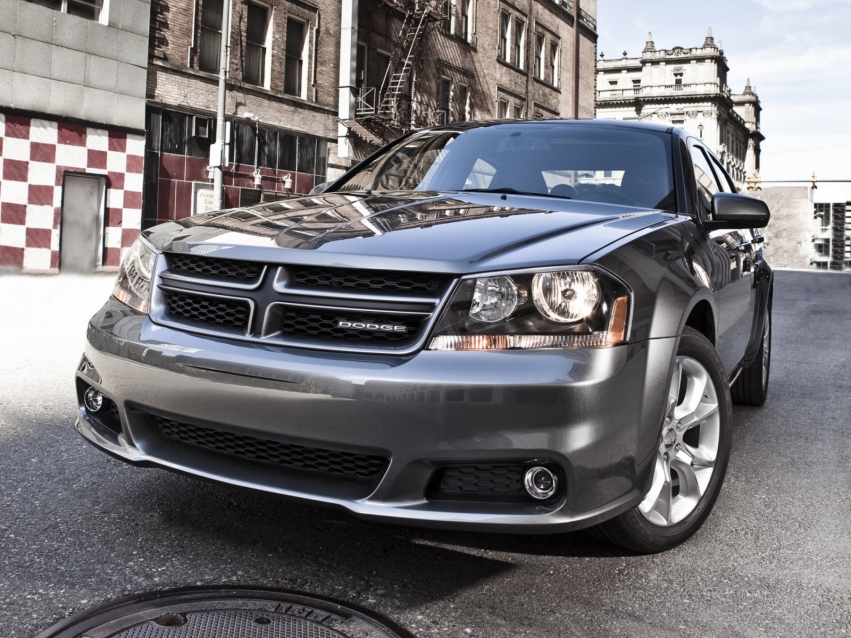 Авто обои Dodge Avenger Sedan 2010