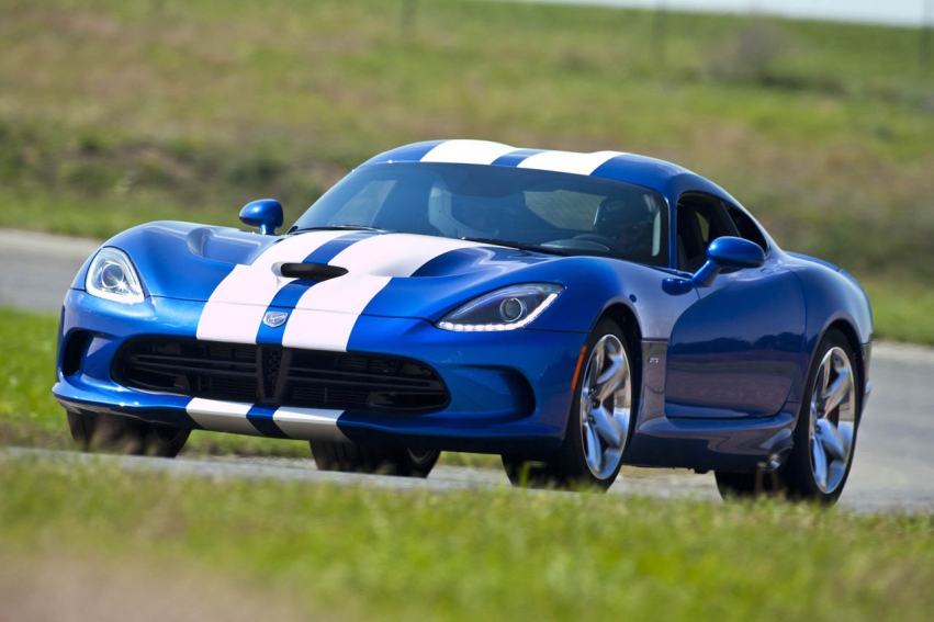 Авто обои Dodge SRT Viper 2013