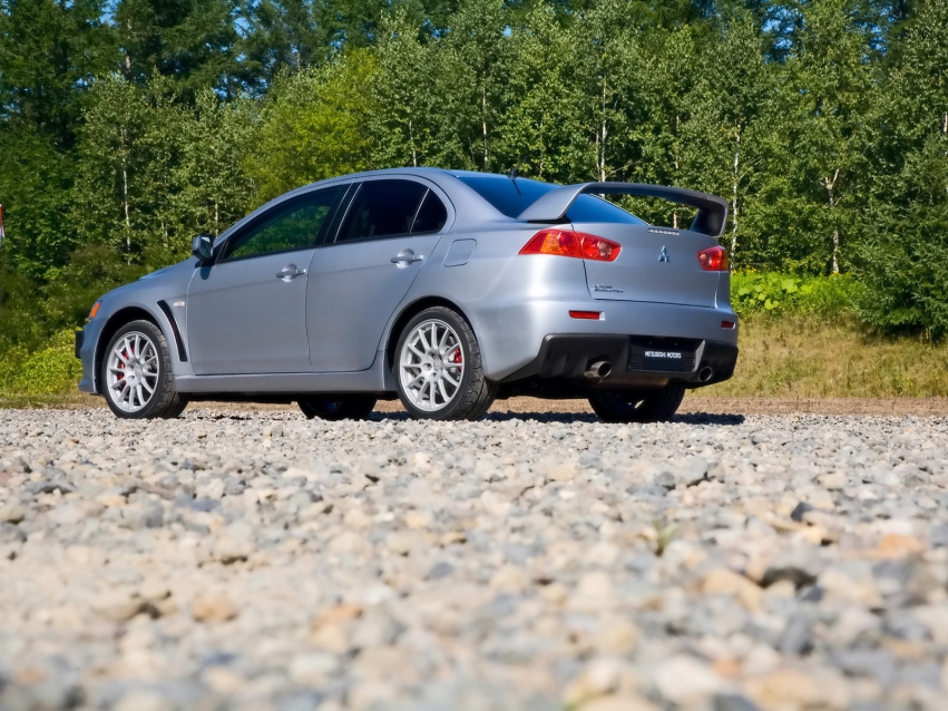 Авто обои Mitsubishi 2008 Mitsubishi Lancer Evolution