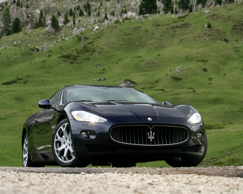 Авто обои Maserati Maserati Gran Turismo Coupe 2007