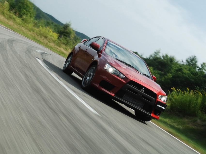 Авто обои Mitsubishi 2008 Mitsubishi Lancer Evolution