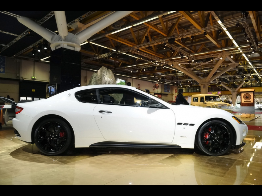 Авто обои Maserati Maserati GranTurismo S MC Sport Line 2009