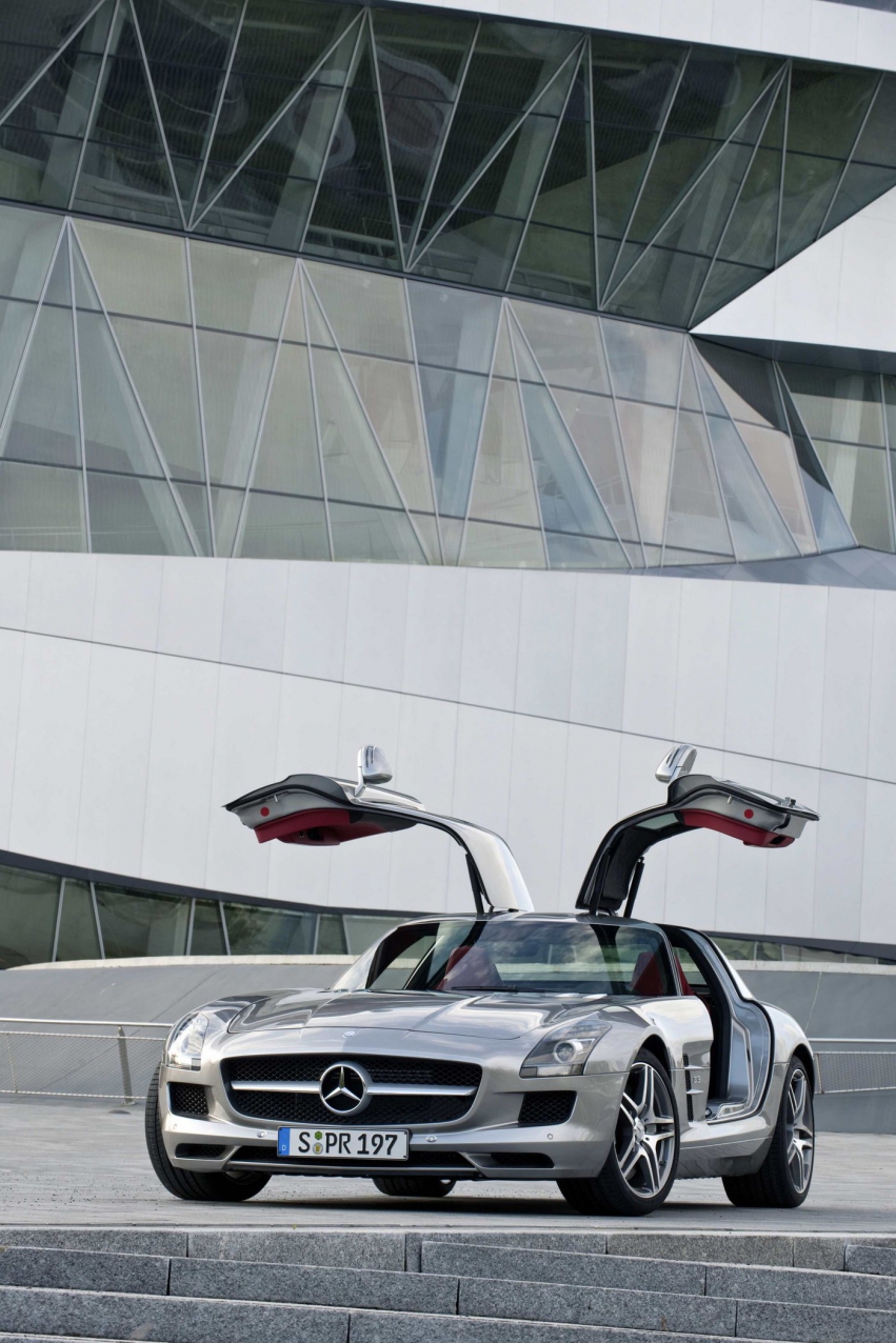 Авто обои Mercedes-Benz SLS AMG 2010