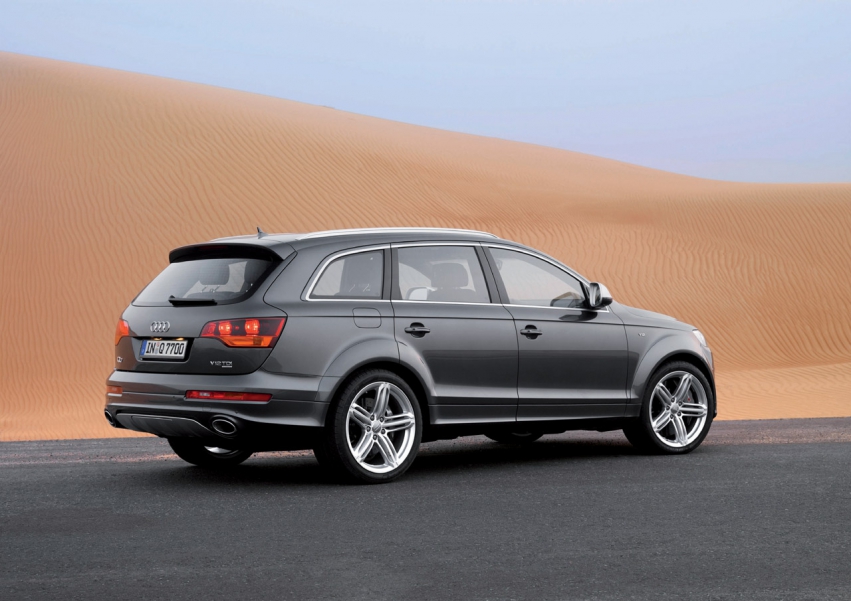 Авто обои Audi Audi Q7 V12 TDI