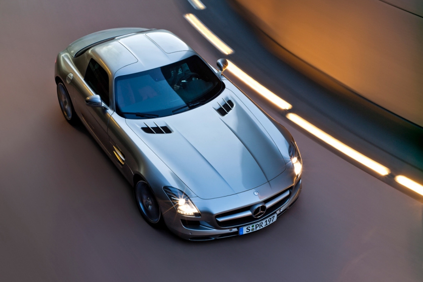 Авто обои Mercedes-Benz SLS AMG 2010